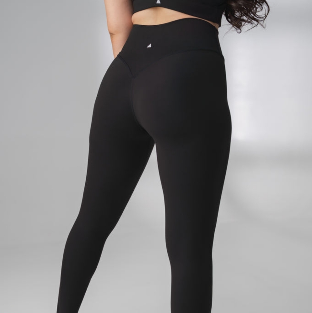 NWT  Balance Athletica Black Cloud pant